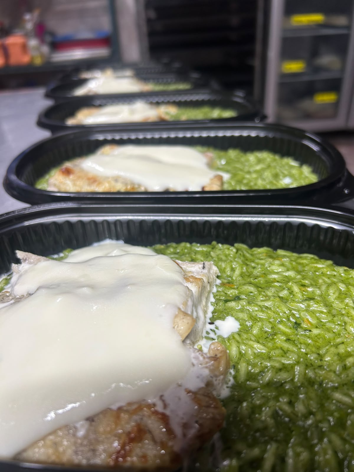 Pedido de almuerzos corporativos listo para entrega