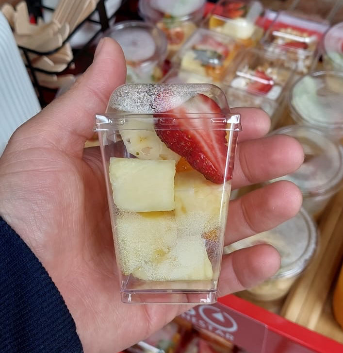 Cup de Fruta Picada de Estación – 50 g aprox. - caja de 20 unidades